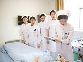 哈尔滨黑龙江卫校——为什么当医生或者护士是光荣的呢？